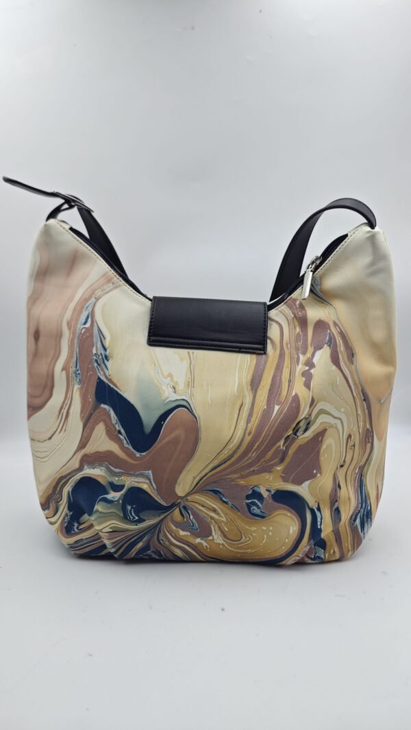 Leisurely Tote Bag Blended with Coastal Tide Patterns